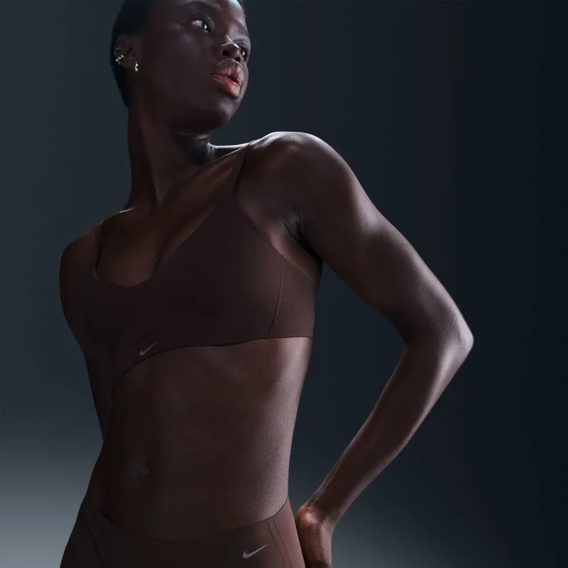 Nike Women's Brief Period Leak Protection Underwear